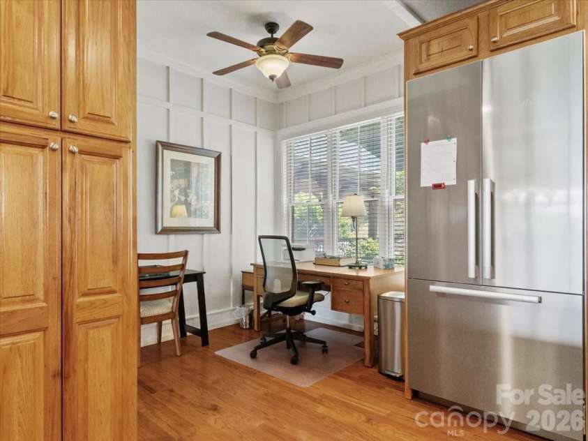 45 Creekside Way, Burnsville, NC 28714.  MLS# CAR4385887, YatesRealty ID 20761. 