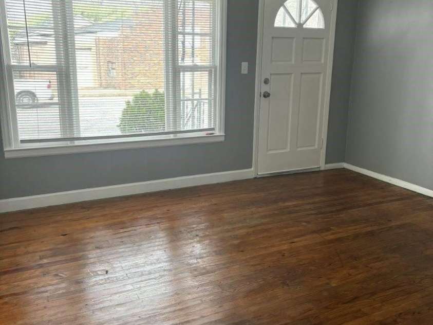 1025 Gaston Avenue, Gastonia, NC 28052.  MLS# CAR4336027, YatesRealty ID 20762. 