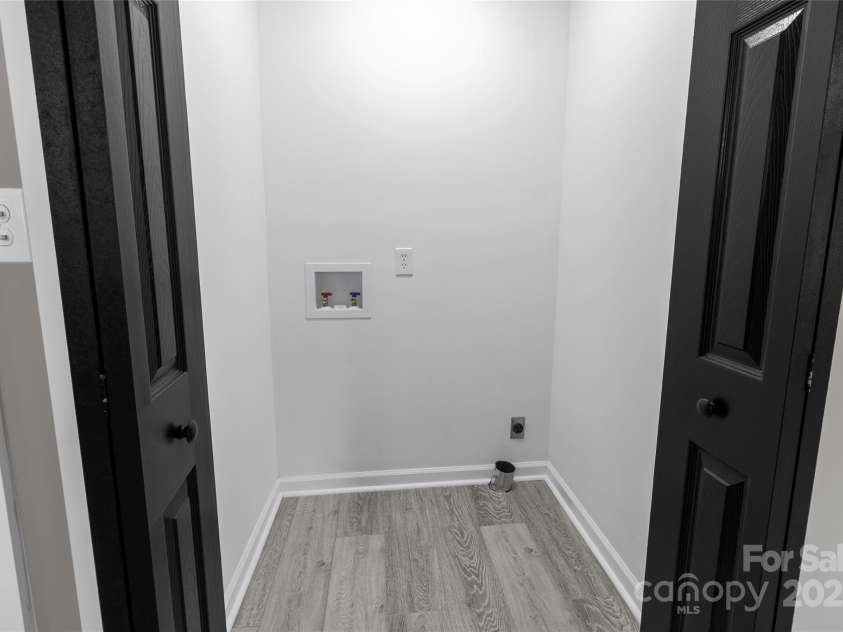 1210 Cloninger Avenue, Gastonia, NC 28052.  MLS# CAR4312004, YatesRealty ID 20762. 