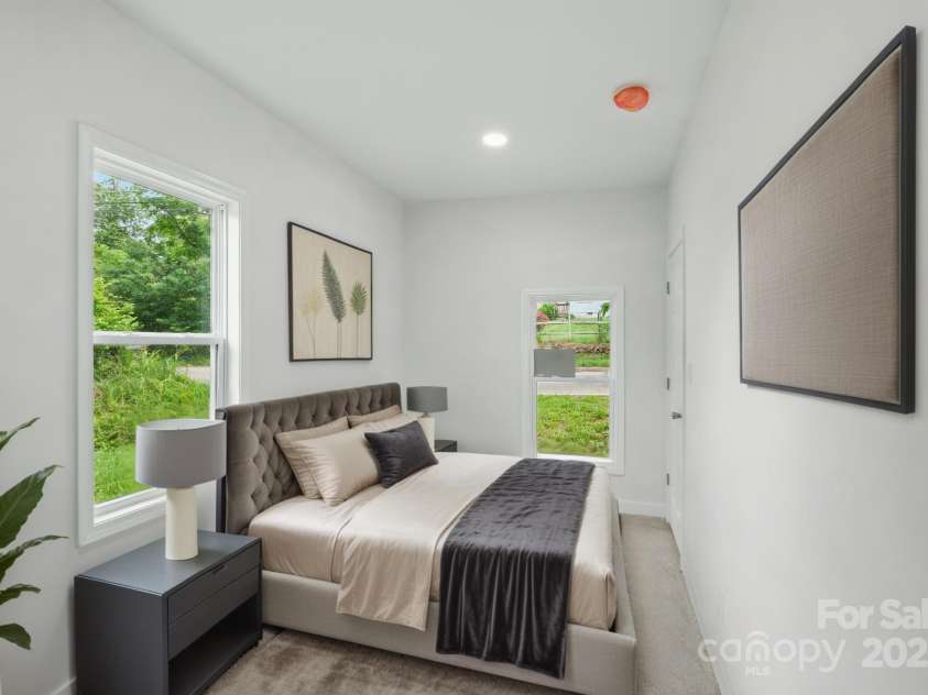 308 Hickory Street, Granite Falls, NC 28630.  MLS# CAR4271294, YatesRealty ID 20764. 