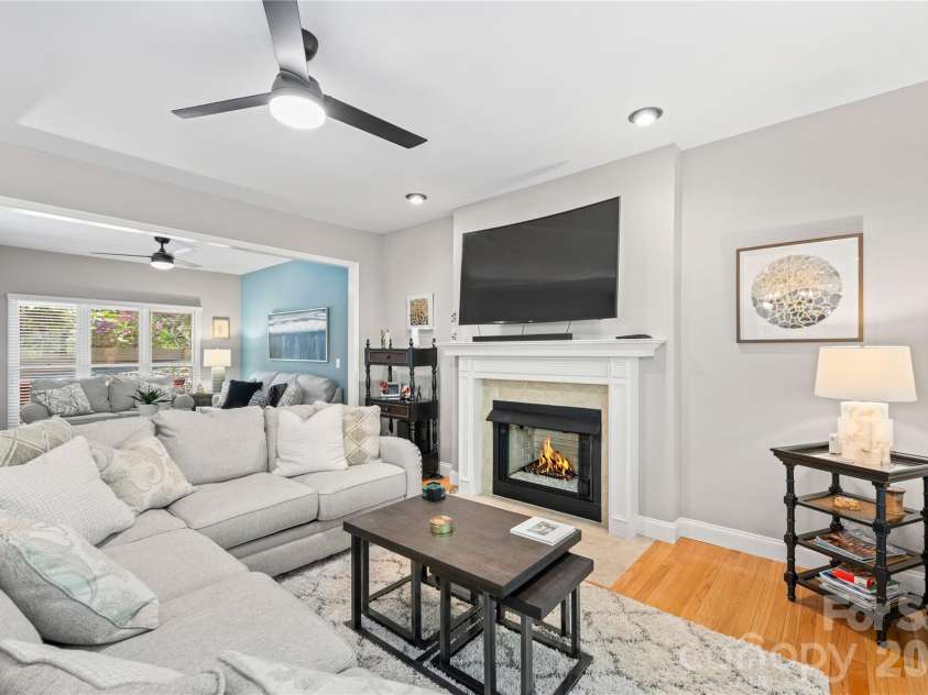 483 Heather Marie Drive, Hendersonville, NC 28792.  MLS# CAR4367948, YatesRealty ID 20764. 