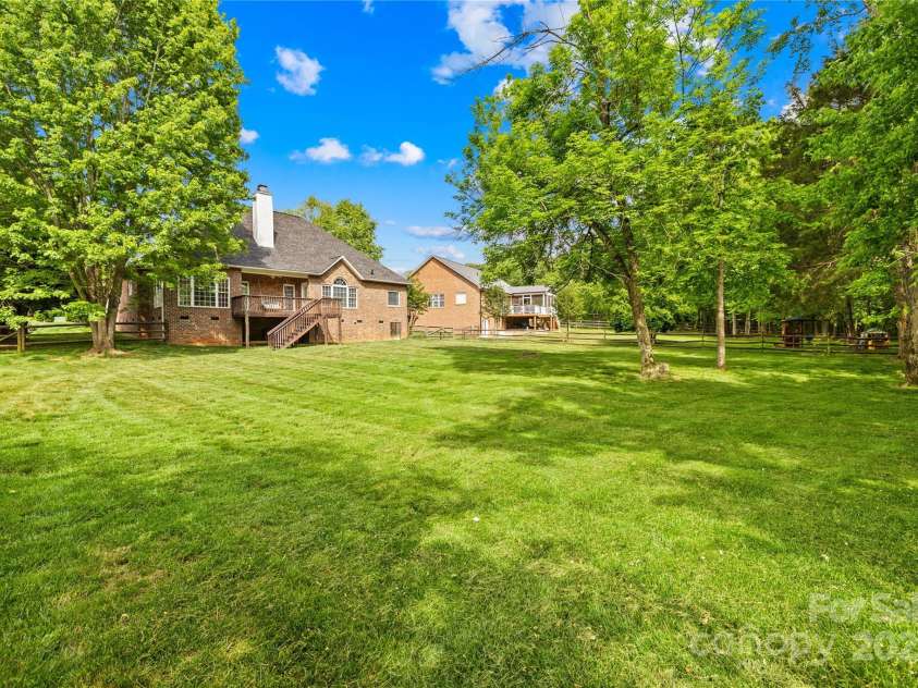 229 River Birch Circle, Mooresville, NC 28115.  MLS# CAR4255393, YatesRealty ID 20765. 