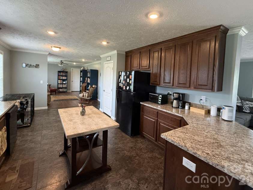 308 Laurel Ridge Drive, Lincolnton, NC 28092.  MLS# CAR4375316, YatesRealty ID 20765. 