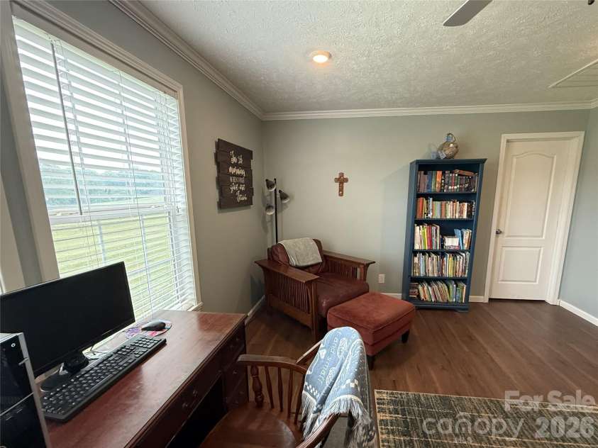 308 Laurel Ridge Drive, Lincolnton, NC 28092.  MLS# CAR4375316, YatesRealty ID 20765. 