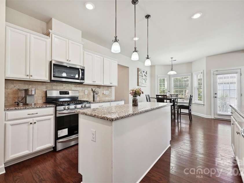 9937 Travertine Trail, Davidson, NC 28036.  MLS# CAR4238820, YatesRealty ID 20766. 