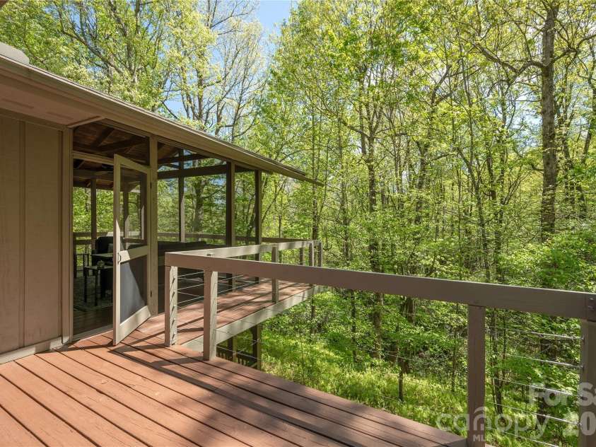 139 Panther Gap Road, Brevard, NC 28712.  MLS# CAR4373521, YatesRealty ID 20767. 