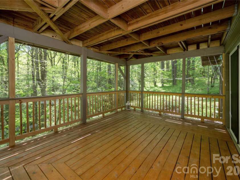 139 Panther Gap Road, Brevard, NC 28712.  MLS# CAR4373521, YatesRealty ID 20767. 