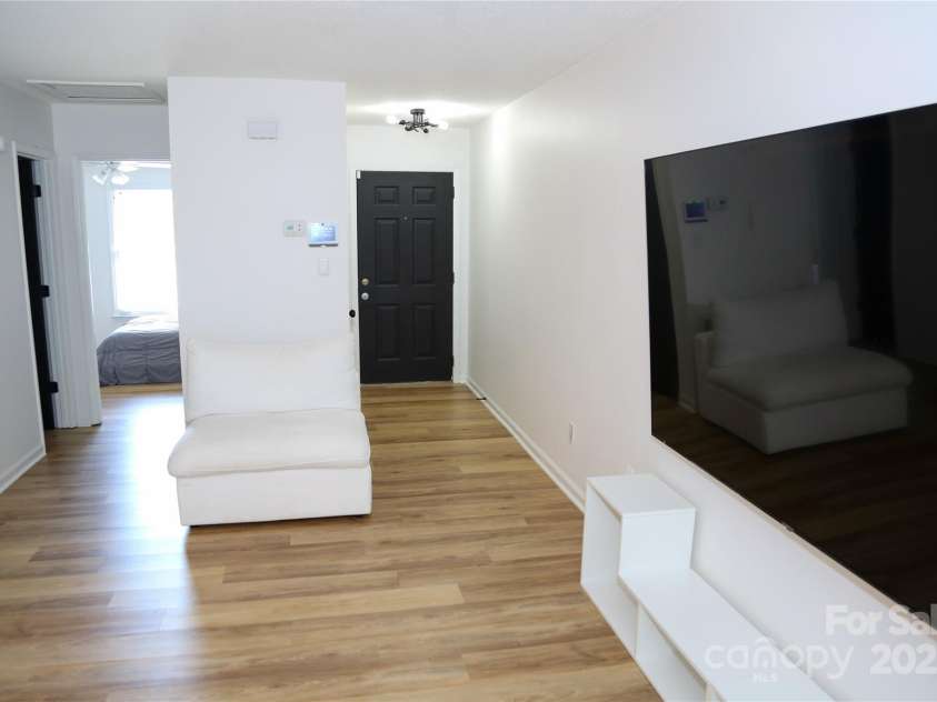 149-E Glenwood Drive, Rock Hill, SC 29732.  MLS# CAR4251208, YatesRealty ID 20767. 