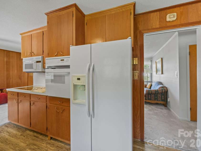 4000 Mount Pleasant Road, Sherrills Ford, NC 28673.  MLS# CAR4372224, YatesRealty ID 20769. 