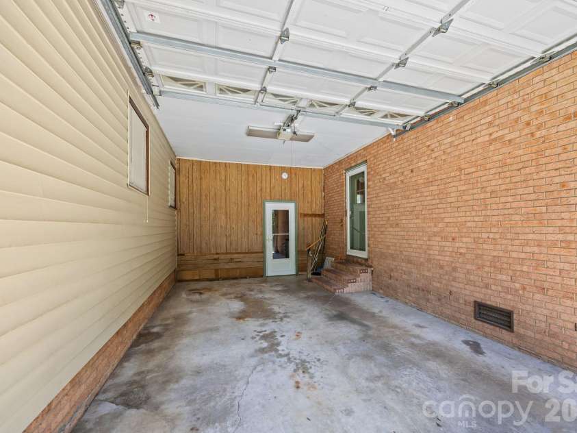 4000 Mount Pleasant Road, Sherrills Ford, NC 28673.  MLS# CAR4372224, YatesRealty ID 20769. Attached, oversized 1 car garage with keypad & opener