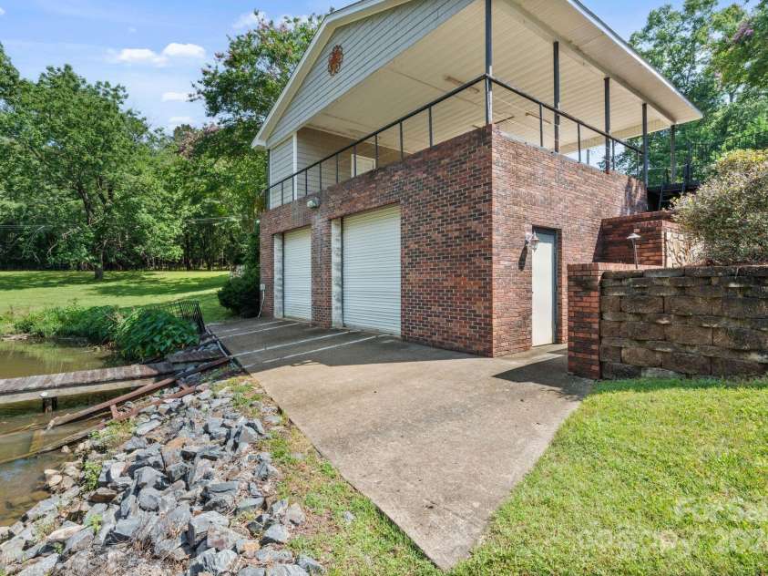 24756 Strand Drive, Albemarle, NC 28001.  MLS# CAR4269280, YatesRealty ID 2077. 