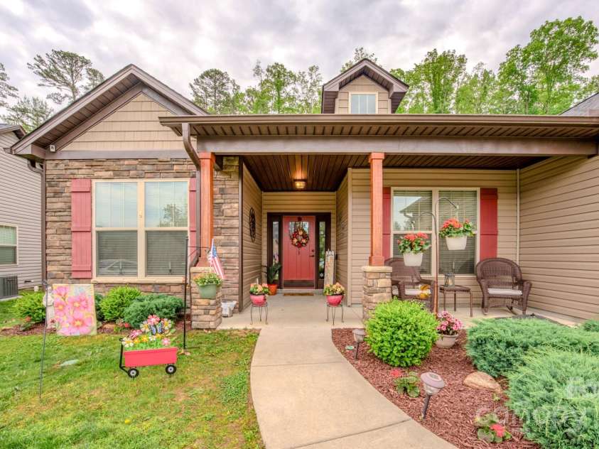 153 Water Leaf Drive, Weaverville, NC 28787.  MLS# CAR4260555, YatesRealty ID 20771. Springtime on Water Leaf Drive