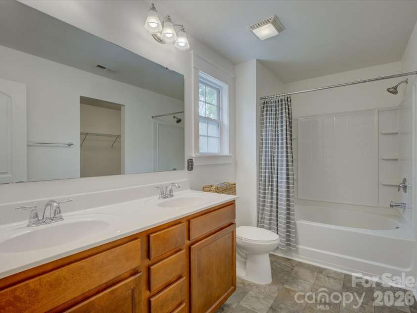 2610 Courtland Drive, Clover, SC 29710.  MLS# CAR4369856, YatesRealty ID 20773. 