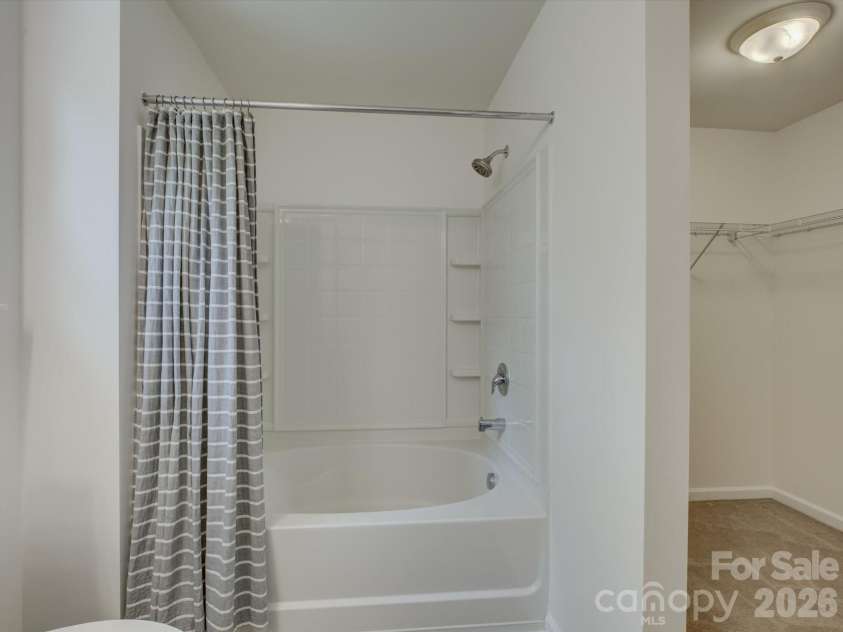 2610 Courtland Drive, Clover, SC 29710.  MLS# CAR4369856, YatesRealty ID 20773. 