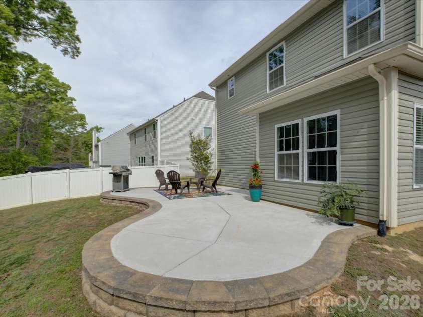 2610 Courtland Drive, Clover, SC 29710.  MLS# CAR4369856, YatesRealty ID 20773. 