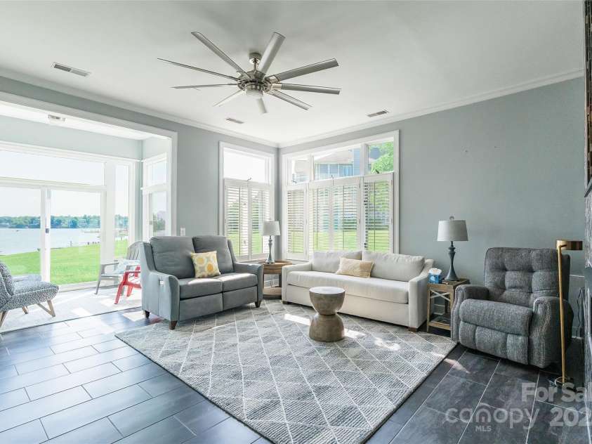 502 Lake Club Drive, Rock Hill, SC 29732.  MLS# CAR4266087, YatesRealty ID 20773. 