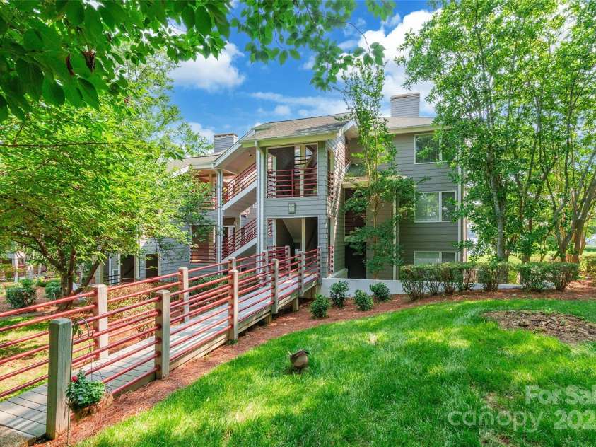 502 Lake Club Drive, Rock Hill, SC 29732.  MLS# CAR4266087, YatesRealty ID 20773. 