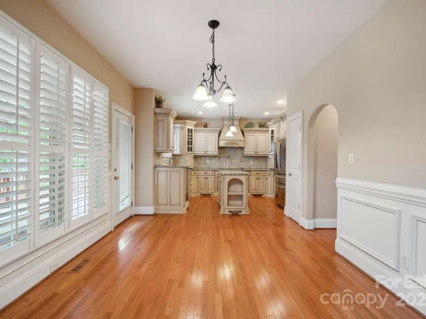 100 Woodwinds Drive, Mount Holly, NC 28120.  MLS# CAR4261214, YatesRealty ID 20775. Open concept to Kitchen/Breakfast area