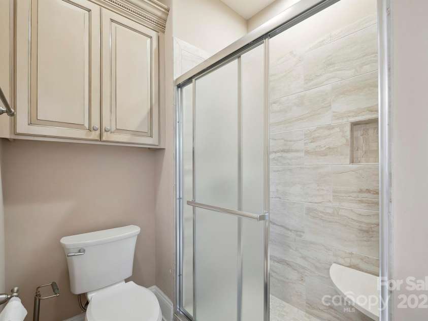 100 Woodwinds Drive, Mount Holly, NC 28120.  MLS# CAR4261214, YatesRealty ID 20775. Primary Bathroom