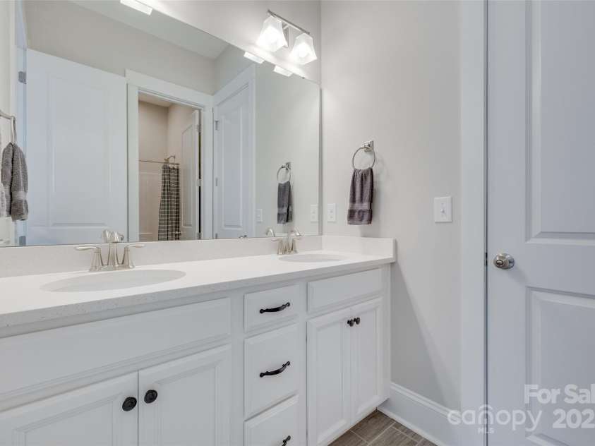 264 Auburn View Road, Rock Hill, SC 29730.  MLS# CAR4271380, YatesRealty ID 20777. 