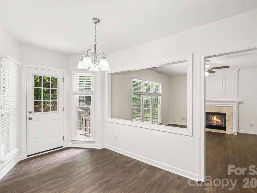 5802 Swanston Drive, Charlotte, NC 28269.  MLS# CAR4378873, YatesRealty ID 20777. 