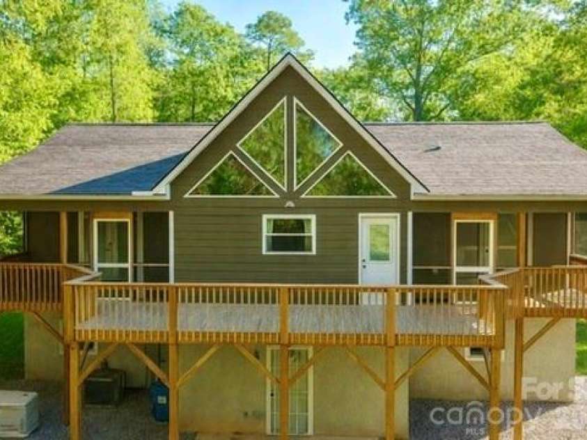 109 Beech Tree Lane, Rutherfordton, NC 28139.  MLS# CAR4314144, YatesRealty ID 20778. 