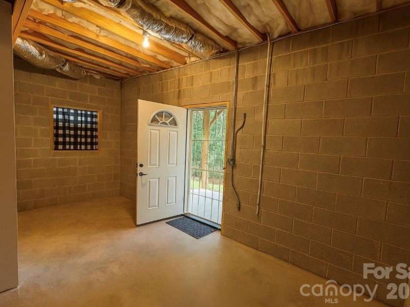 109 Beech Tree Lane, Rutherfordton, NC 28139.  MLS# CAR4314144, YatesRealty ID 20778. 