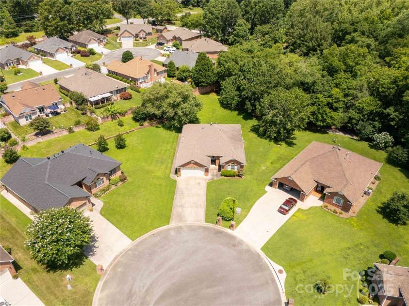 511 Birmingham Court, Rock Hill, SC 29732.  MLS# CAR4271919, YatesRealty ID 20778. 
