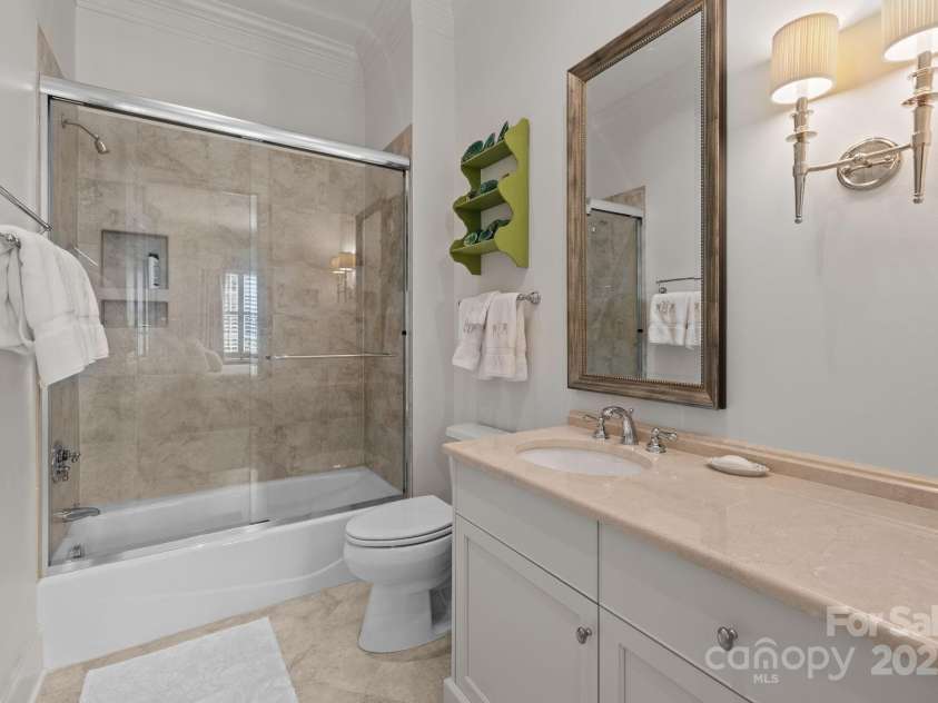 168 Cherokee Road, Charlotte, NC 28207.  MLS# CAR4300844, YatesRealty ID 2078. 