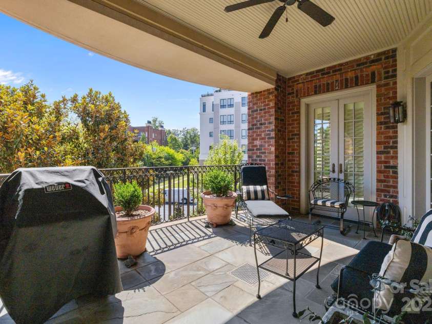 168 Cherokee Road, Charlotte, NC 28207.  MLS# CAR4300844, YatesRealty ID 2078. 