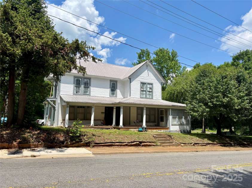 273 Main Avenue, Taylorsville, NC 28681.  MLS# CAR4258158, YatesRealty ID 20780. 