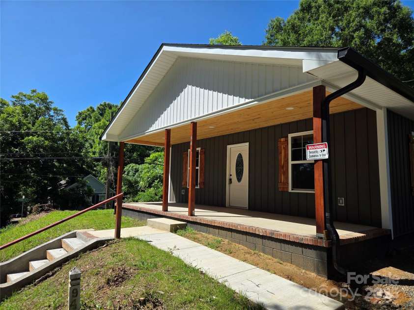 94 James Street, Concord, NC 28025.  MLS# CAR4271265, YatesRealty ID 20782. Front of home