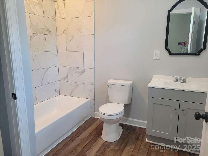 94 James Street, Concord, NC 28025.  MLS# CAR4271265, YatesRealty ID 20782. Primary Bath with linen closet