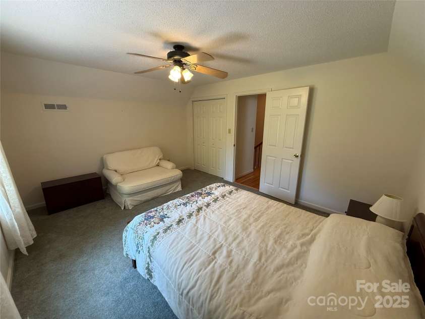 333 Lentz Landing Lane, Nebo, NC 28761.  MLS# CAR4262676, YatesRealty ID 20783. Upstairs Bedroom #2