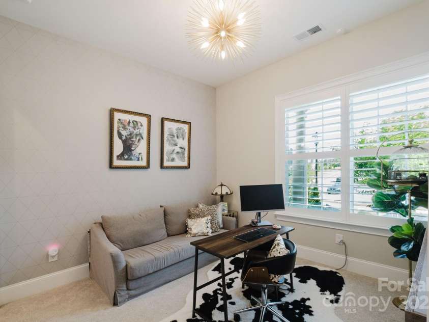 15103 Cimarron Hills Lane, Charlotte, NC 28278.  MLS# CAR4269085, YatesRealty ID 20784. 