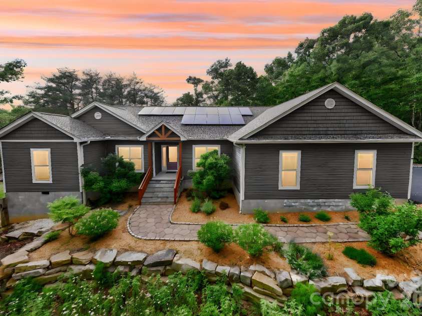 549 Riverknoll Lane, Tryon, NC 28782.  MLS# CAR4372616, YatesRealty ID 20784. 