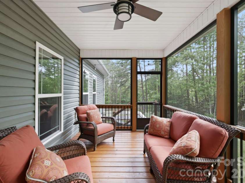 549 Riverknoll Lane, Tryon, NC 28782.  MLS# CAR4372616, YatesRealty ID 20784. 