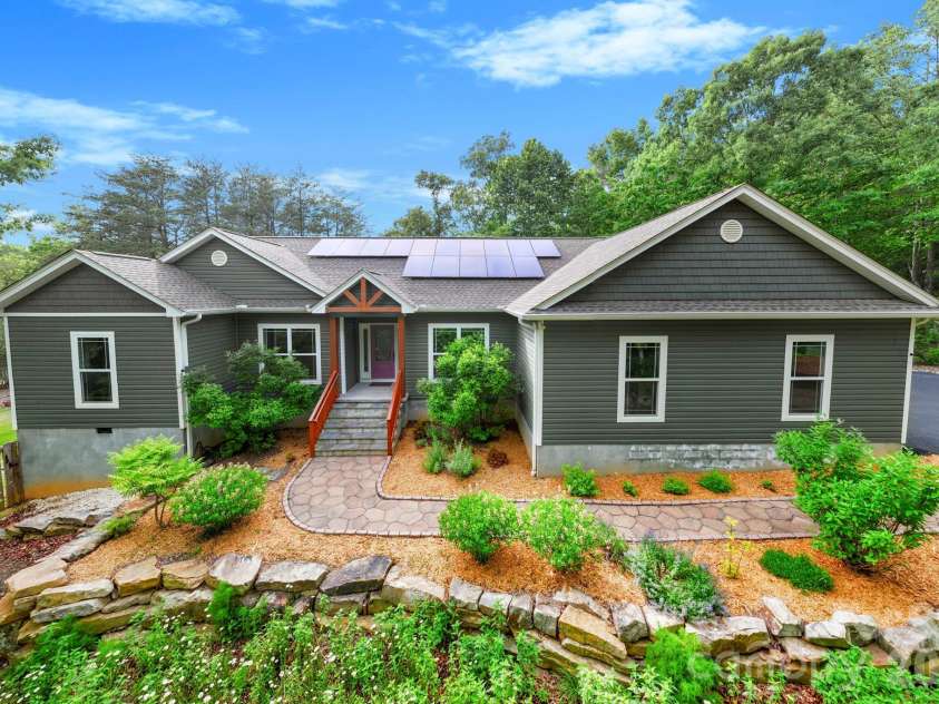 549 Riverknoll Lane, Tryon, NC 28782.  MLS# CAR4372616, YatesRealty ID 20784. 