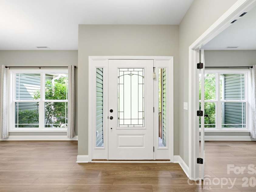 549 Riverknoll Lane, Tryon, NC 28782.  MLS# CAR4372616, YatesRealty ID 20784. 