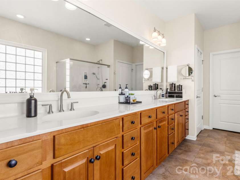 12298 Gadwell Place, Fort Mill, SC 29707.  MLS# CAR4377148, YatesRealty ID 20785. 