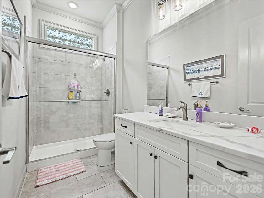 2006 Laney Pond Road, Matthews, NC 28104.  MLS# CAR4377390, YatesRealty ID 20786. 
