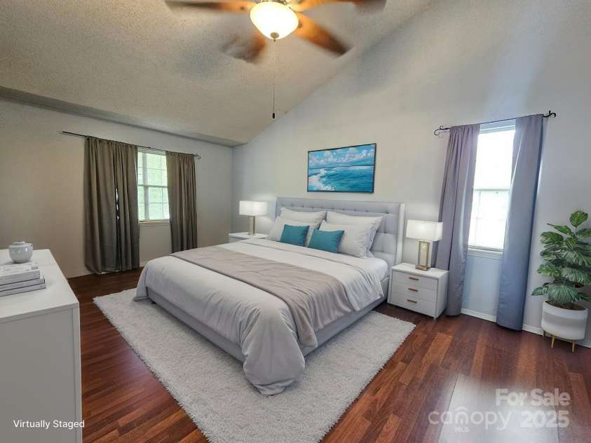 8904 Daventry Place, Charlotte, NC 28215.  MLS# CAR4271360, YatesRealty ID 20786. 