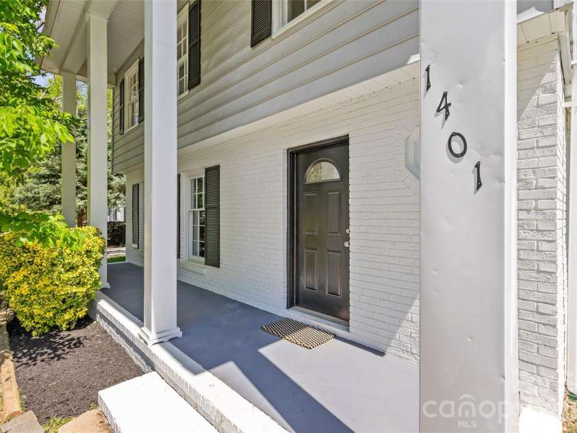 1401 Cedarwood Lane, Charlotte, NC 28212.  MLS# CAR4370220, YatesRealty ID 20787. Front Exterior