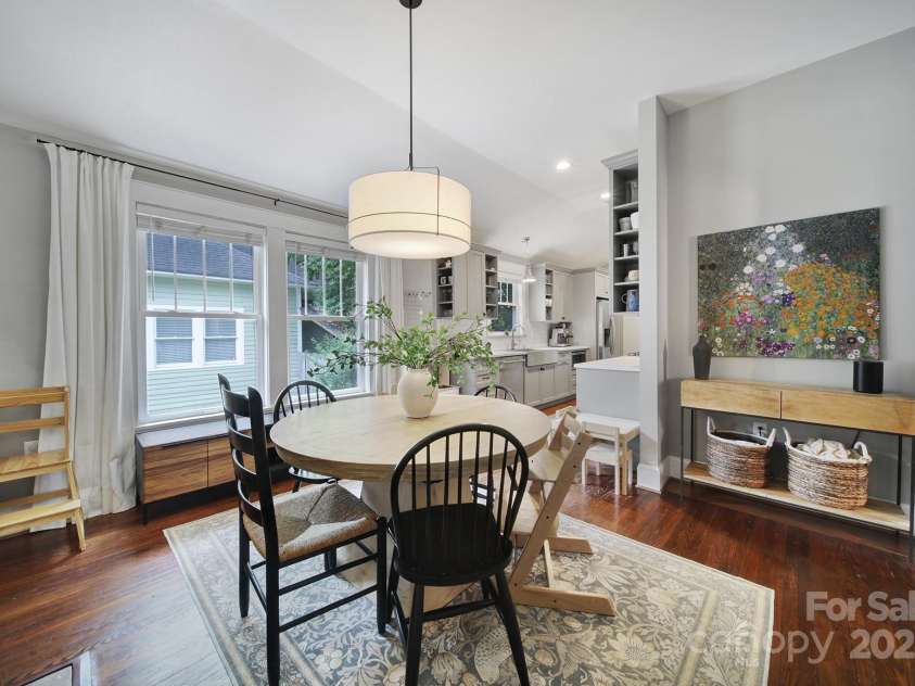 1713 Allen Street, Charlotte, NC 28205.  MLS# CAR4254975, YatesRealty ID 20788. 