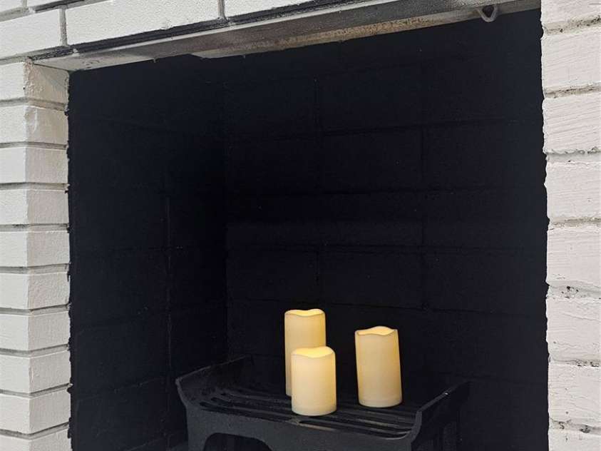 7021 Linda Lake Drive, Charlotte, NC 28215.  MLS# CAR4257446, YatesRealty ID 20789. 