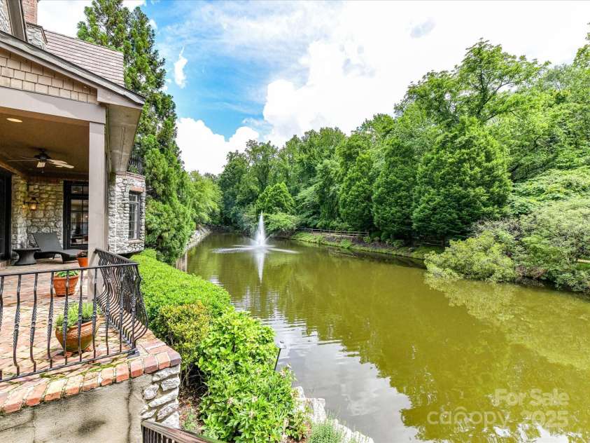 2240 La Maison Drive, Charlotte, NC 28226.  MLS# CAR4265534, YatesRealty ID 20790. 