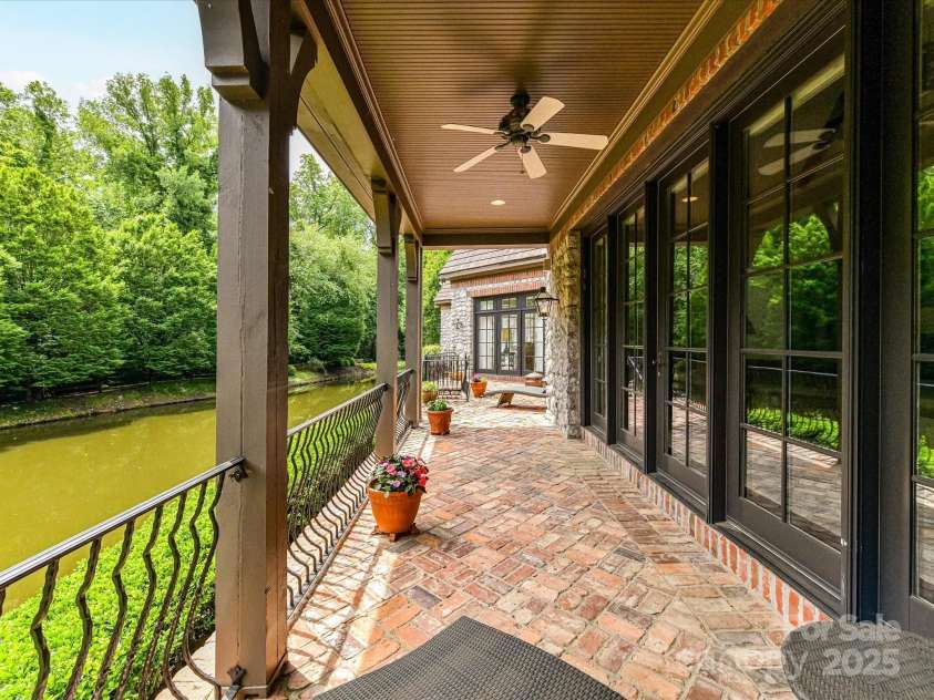 2240 La Maison Drive, Charlotte, NC 28226.  MLS# CAR4265534, YatesRealty ID 20790. 