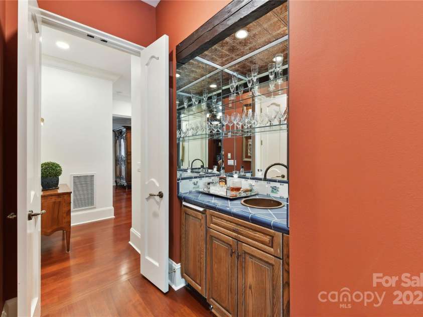 2240 La Maison Drive, Charlotte, NC 28226.  MLS# CAR4265534, YatesRealty ID 20790. 