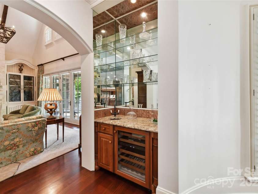 2240 La Maison Drive, Charlotte, NC 28226.  MLS# CAR4265534, YatesRealty ID 20790. 
