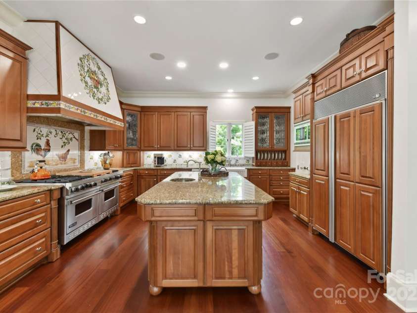 2240 La Maison Drive, Charlotte, NC 28226.  MLS# CAR4265534, YatesRealty ID 20790. 
